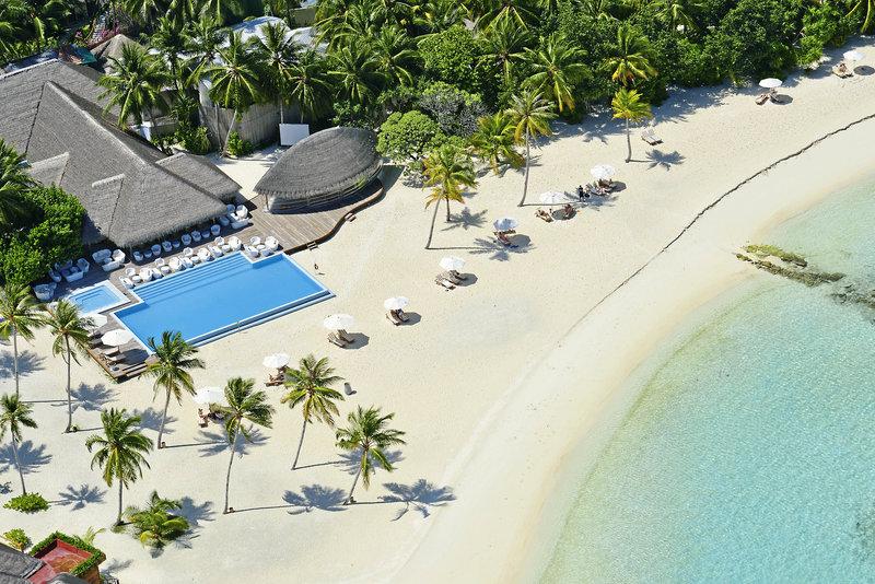 Outrigger Maldives Maafushivaru Resort, Maldivi 3