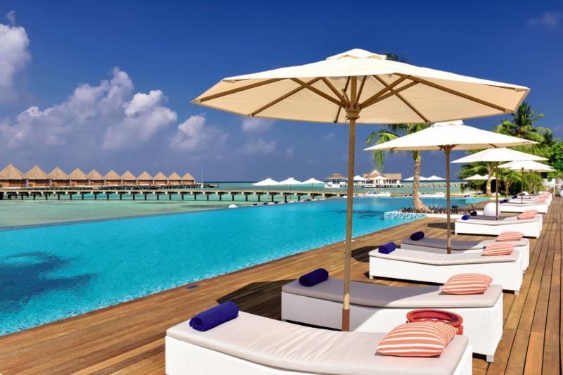 Mercure Maldives Kooddoo Resort, Maldivi 1